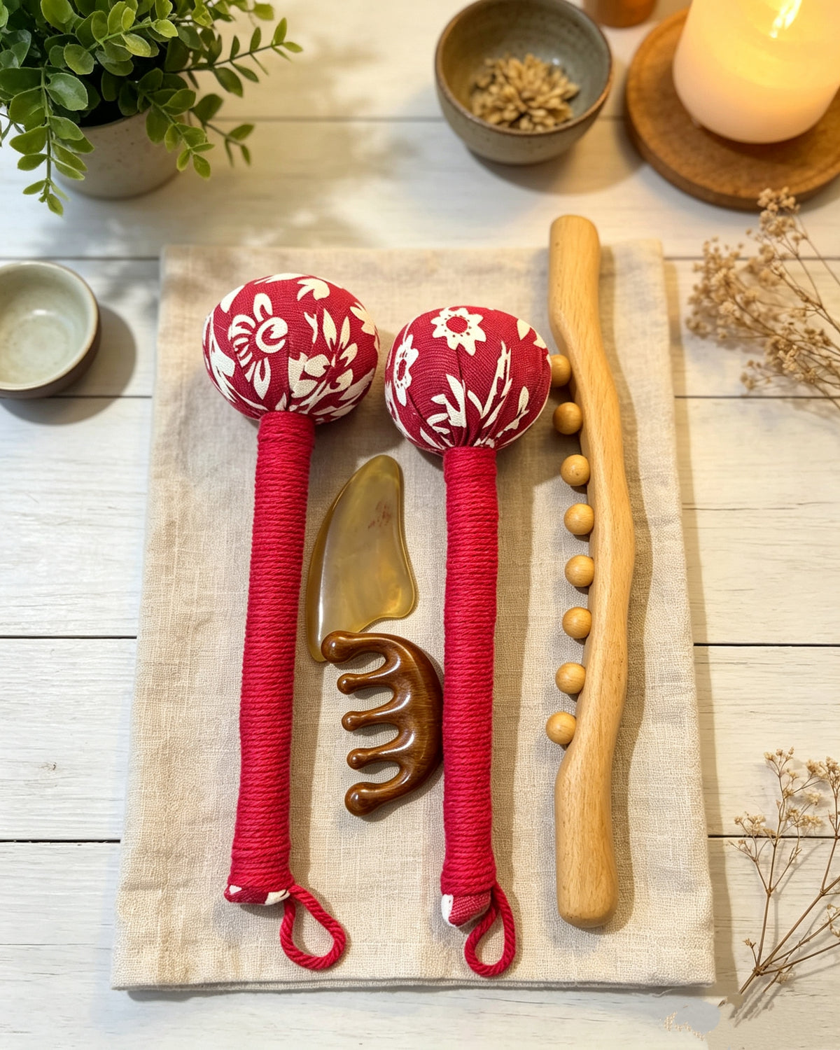 Sandalwood Massage Comb 1 Gua Sha 1 Massage stick 2 Massage Hammer